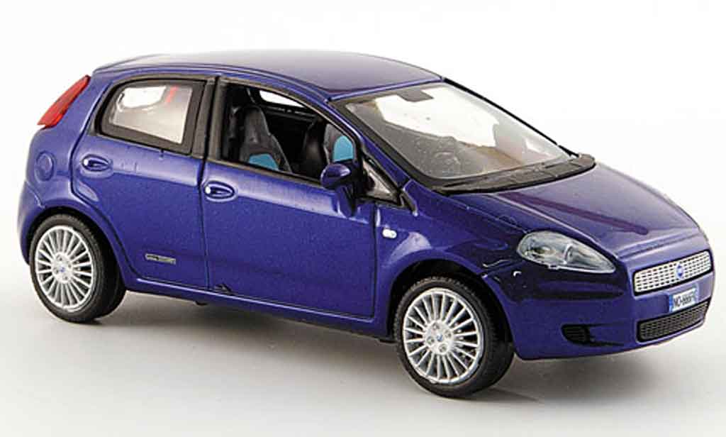 Fiat Punto Grande 1/43 Norev Grande blauw funfturig 2005 modelauto