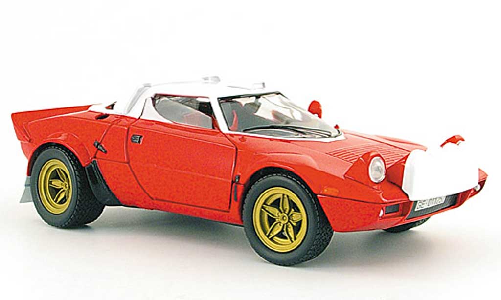 Lancia Stratos 1/18 Solido rood wit strassenversion 1974 modelauto