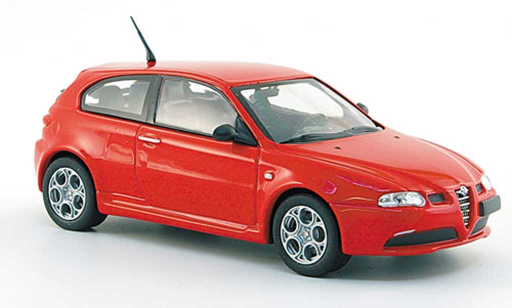 Alfa Romeo 147 GTA 1/43 Solido GTA rood 2002 modelauto