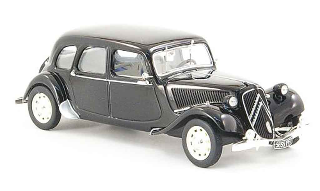 Citroen Traction 15 1/43 Norev 15 6 familiale 1938 modelauto
