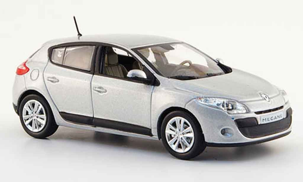 Renault Megane 1/43 Norev 5 turig grijs 2009 modelauto