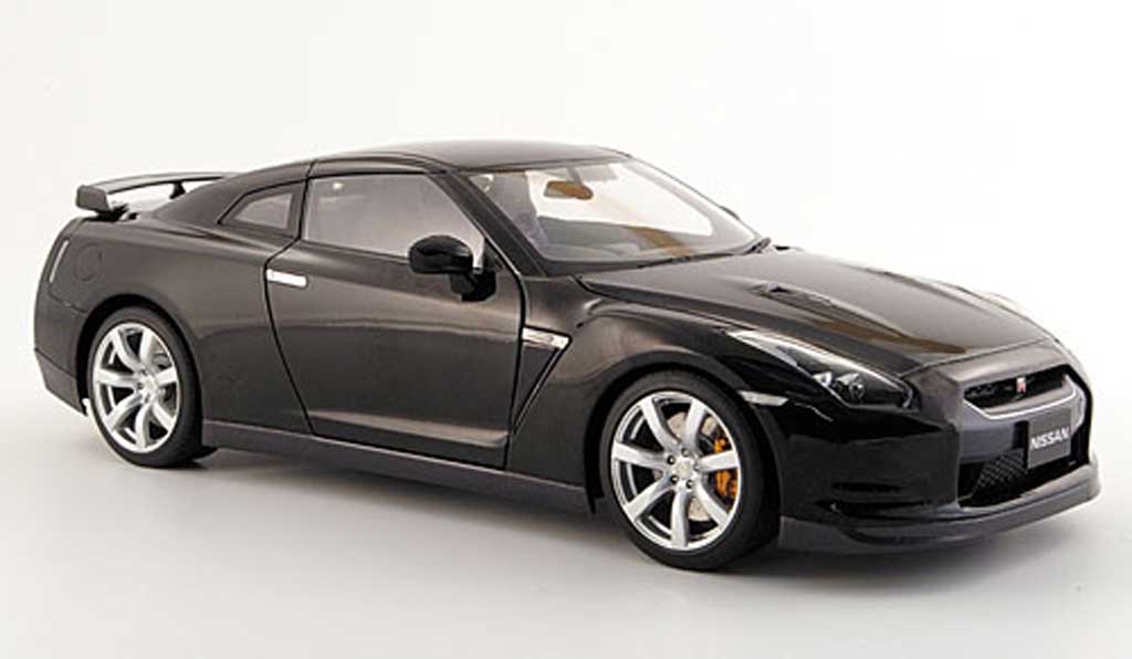 Nissan Skyline R35 1/18 Autoart R35 gt-r zwart 2008 modelauto