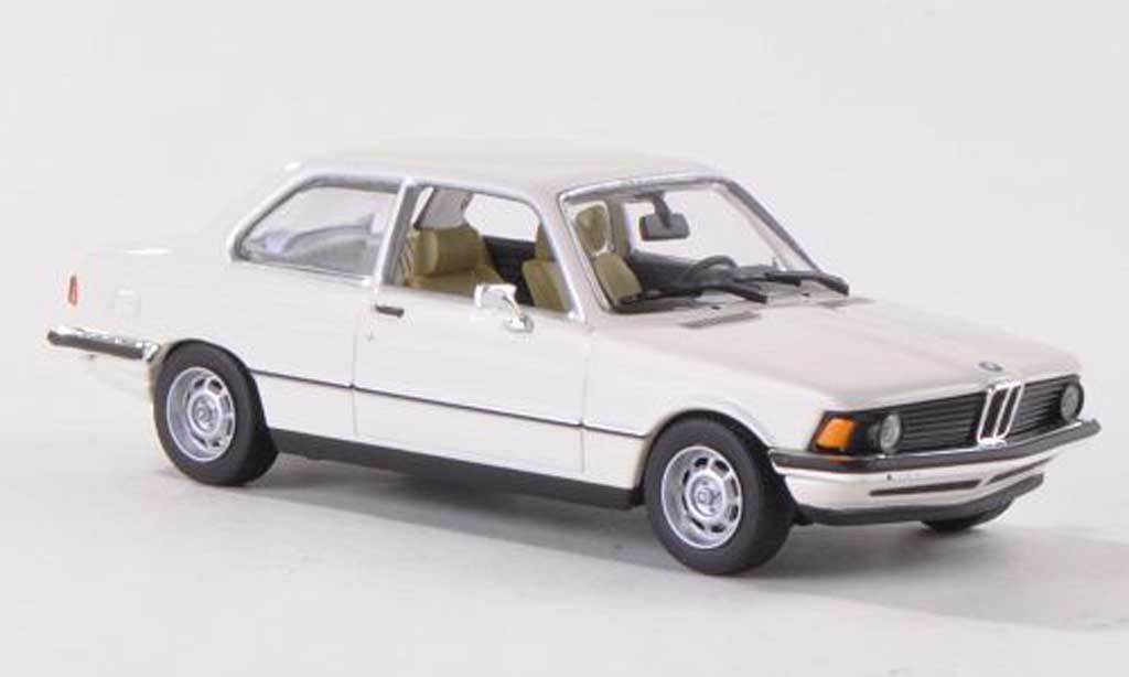 Bmw 318 E21 1/43 Minichamps E21 i (E21) wit 1975 modelauto
