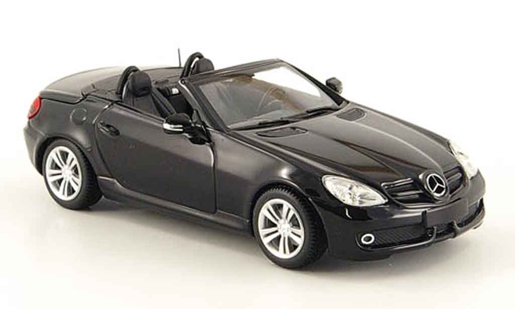 Mercedes Classe SLK 1/43 Minichamps (R171) zwart 2008 modelauto