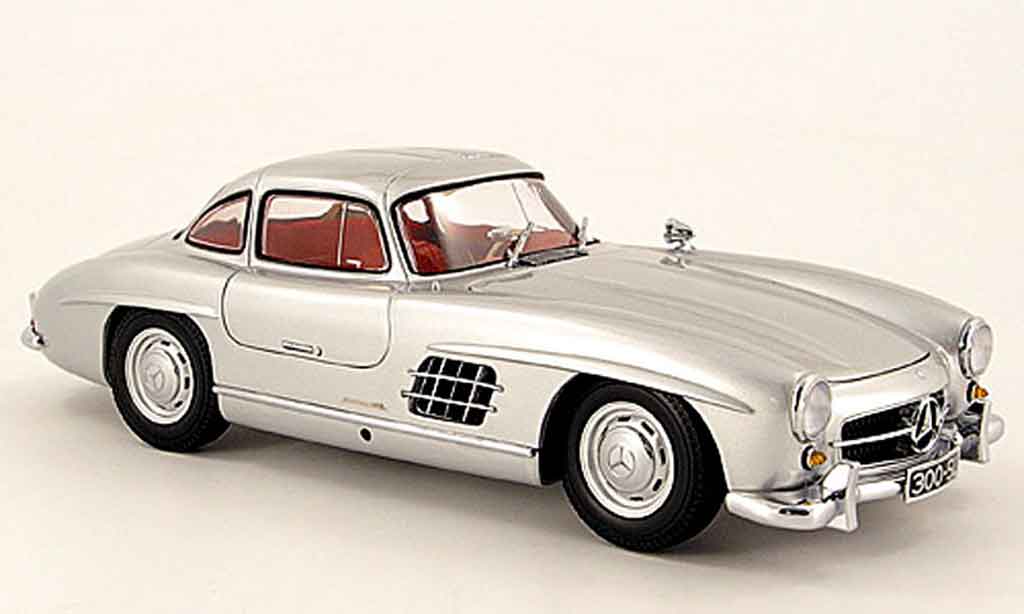 Mercedes 300 SL 1/18 Minichamps SL grijs 1954 modelauto