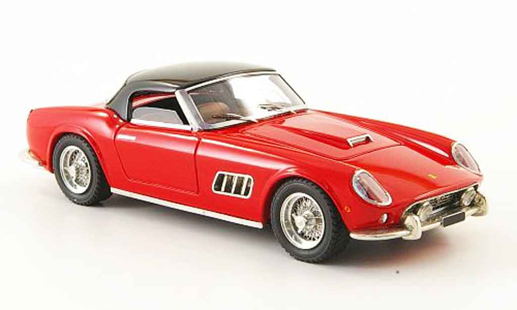 Ferrari 250 GT 1960 1/43 Look Smart GT 1960 california lwb hardtop rood zwart modelauto