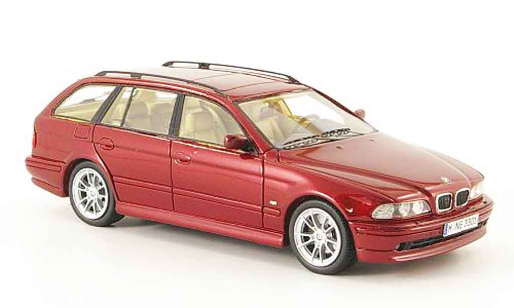 Bmw 520 1/43 Neo i Touring (E39) rood 2002 modelauto