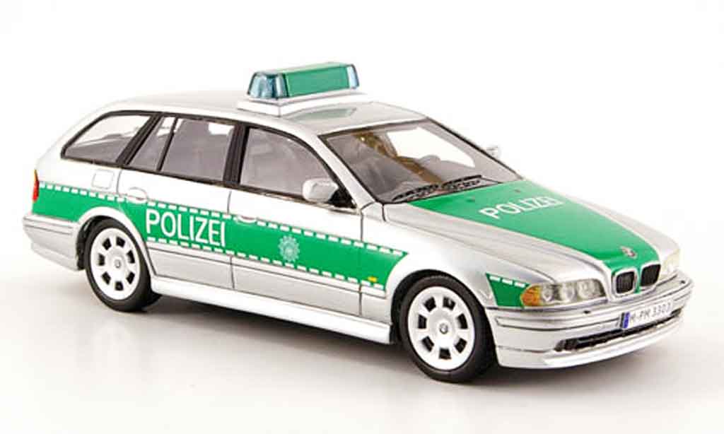 Bmw 530 1/43 Neo i Touring (E39) politie Deutschland 2002 modelauto