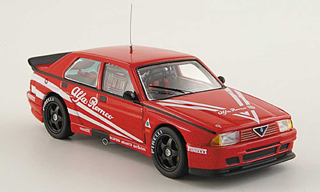 Alfa Romeo 75 Evoluzione 1/43 M4 Evoluzione Turbo Prova rood 1988 modelauto