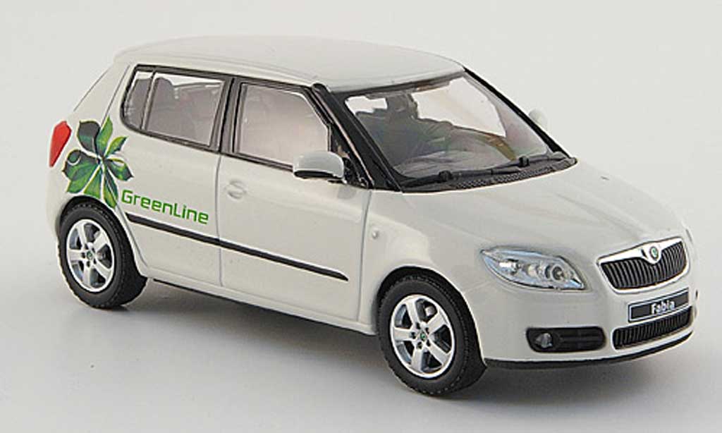 Skoda Fabia II 1/43 Abrex II wit Green Line 4-portes modelauto