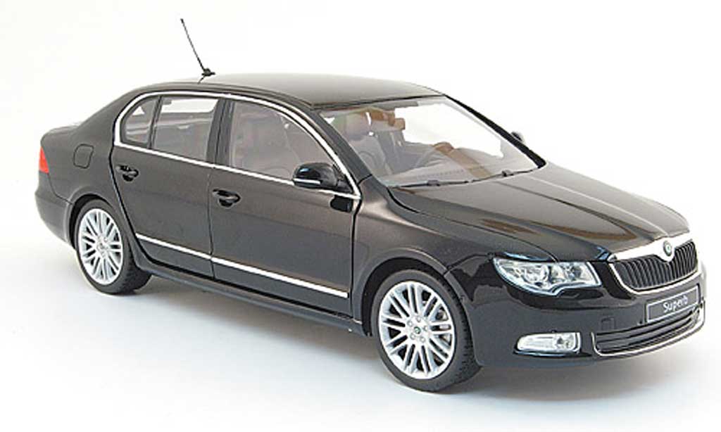 Skoda Superb 2008 1/18 Abrex 2008 II zwart 2008 modelauto