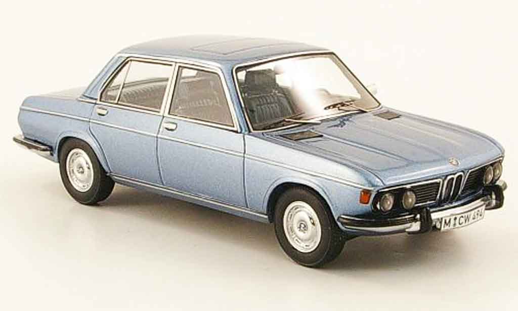 Bmw 2800 E3 1/43 Neo E3 blauw edition liavecee 300 1973 modelauto