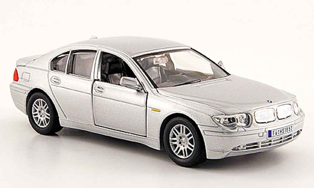 Bmw 750 E65 1/43 Solido E65 i grijs metallic 2005 modelauto
