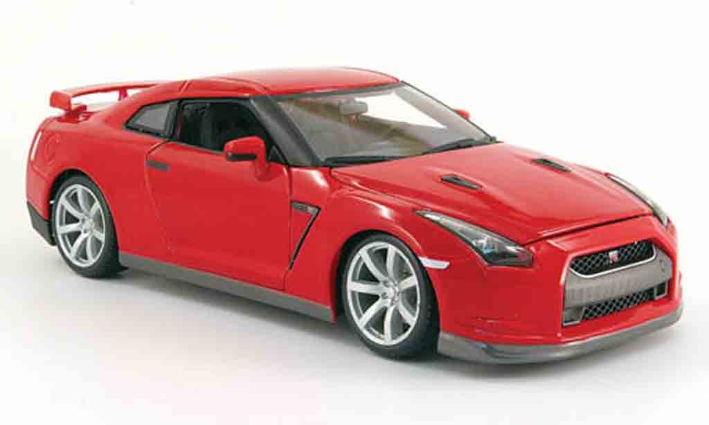 Nissan Skyline R35 1/18 Burago R35 gt-r rood 2009 modelauto
