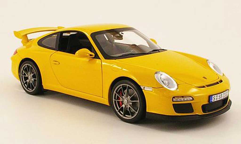 Porsche 997 GT3 1/18 Norev GT3 geel 2009 modelauto