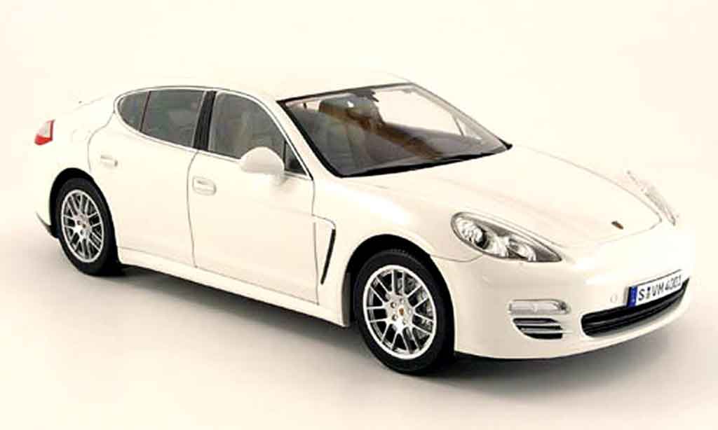 Porsche Panamera 4S 1/18 Norev 4s wit 2009 modelauto