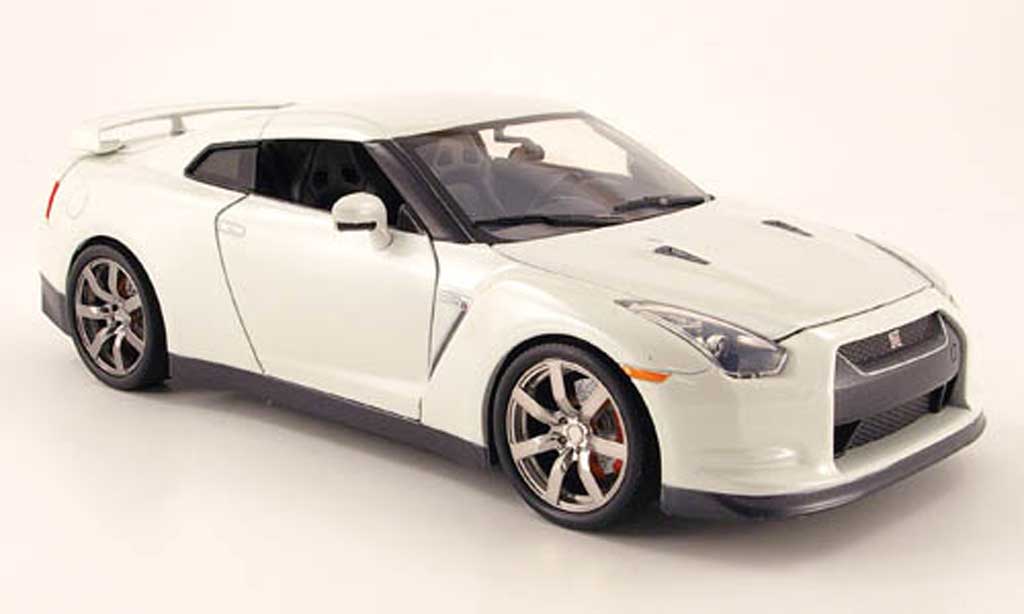 Nissan Skyline R35 1/18 Jada Toys R35 gt-r wit 2009 modelauto