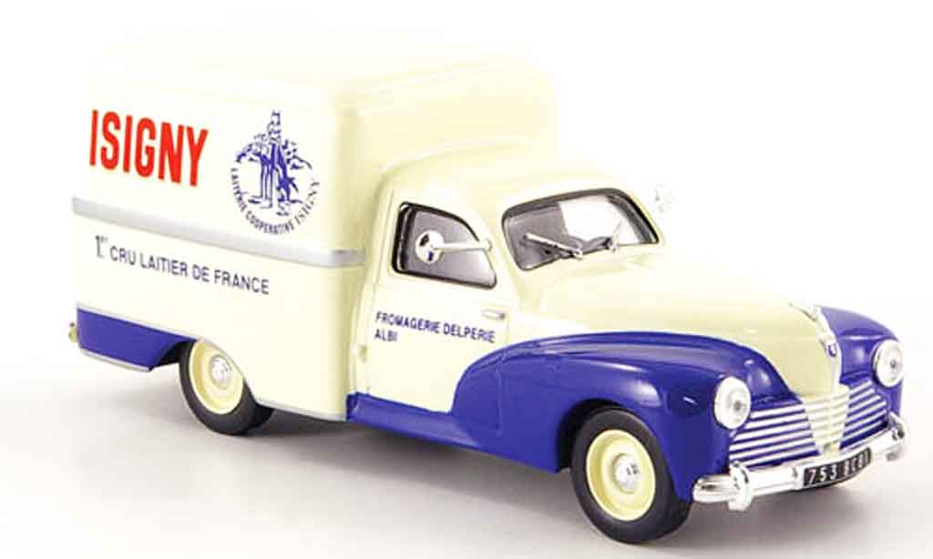 Peugeot 203 Fourgonette 1/43 IXO Bestelbusje u8 isigny 1953 modelauto