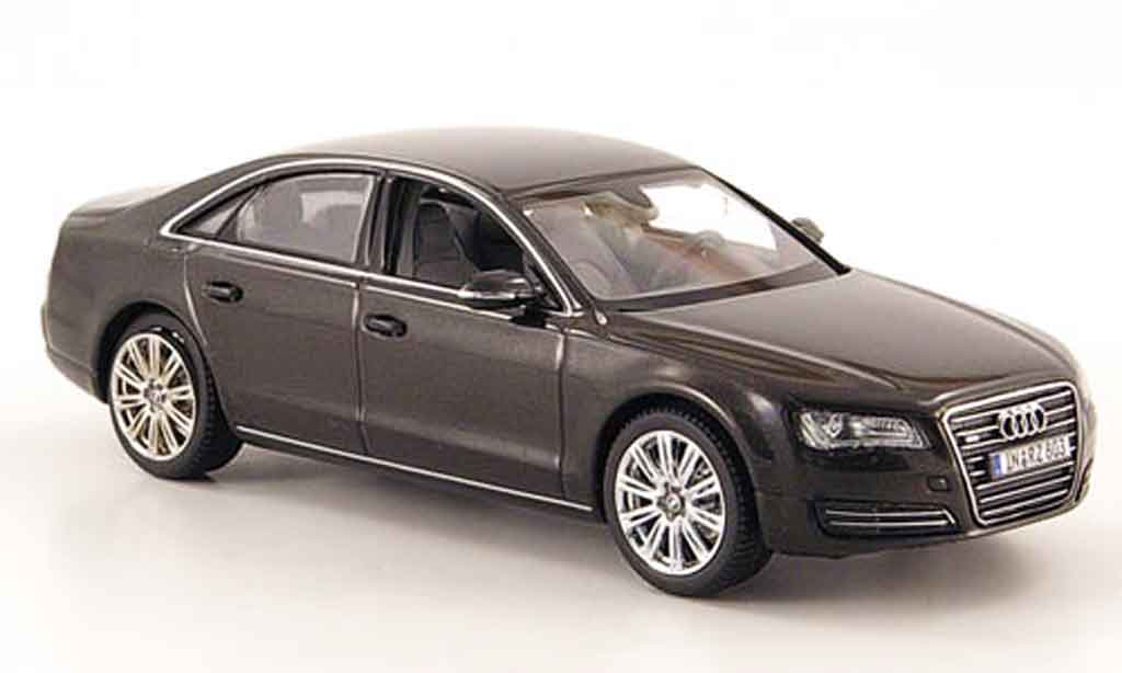 Audi A8 1/43 Kyosho grijs 2010 modelauto