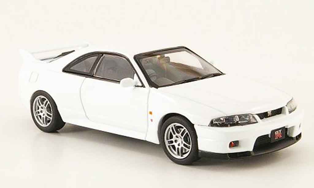 Nissan Skyline R33 1/43 Ebbro R33 GT R Vspec wit 1995 modelauto