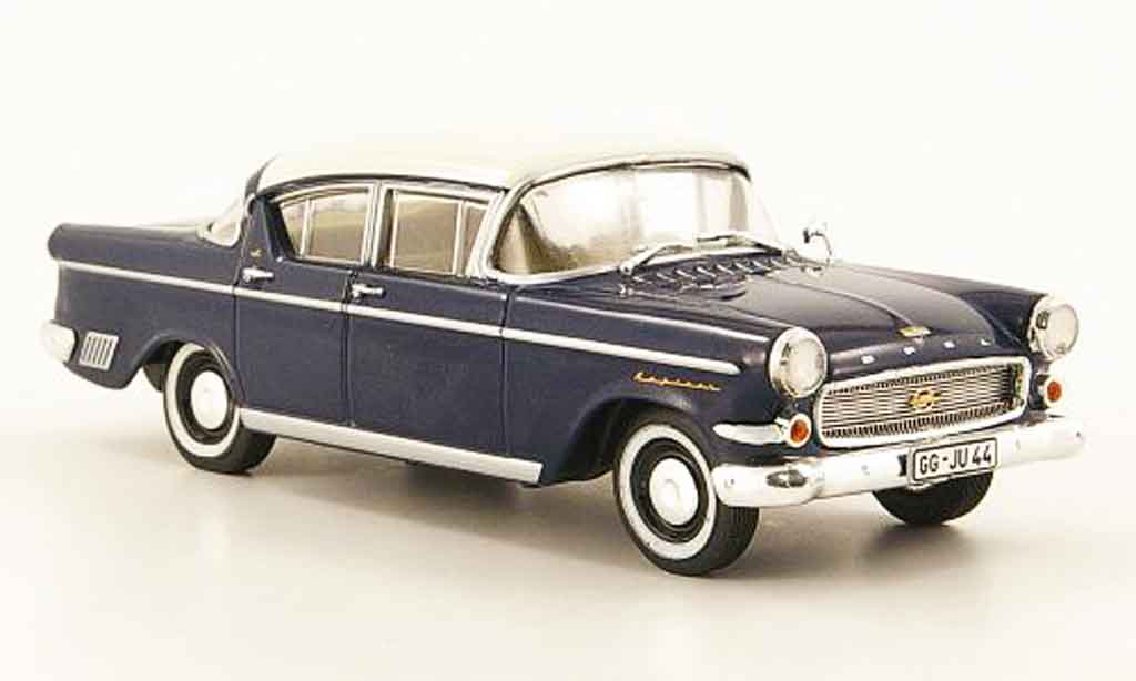 Opel Kapitan 1/43 Starline p 2.5 blauw wit 1958 modelauto