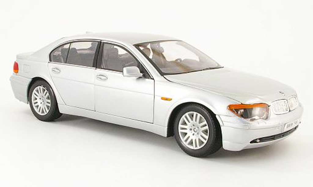 Bmw 745 E65 1/18 Welly E65 i grijs modelauto
