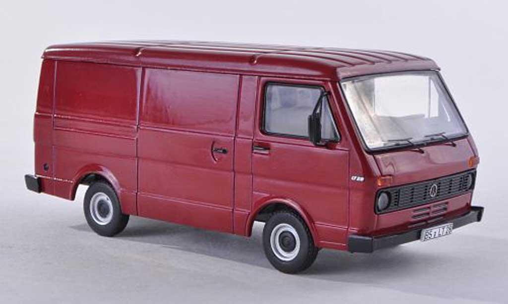 Volkswagen LT28 1/43 Premium ClassiXXs kombizwart-rood modelauto