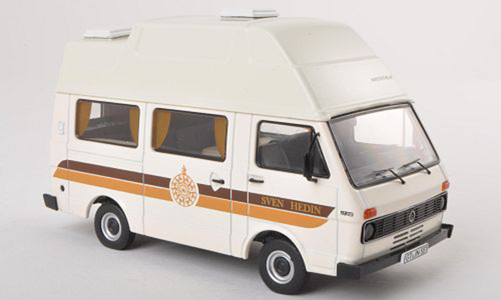 Volkswagen LT28 1/43 Premium ClassiXXs Camping Sven Hedin beige modelauto