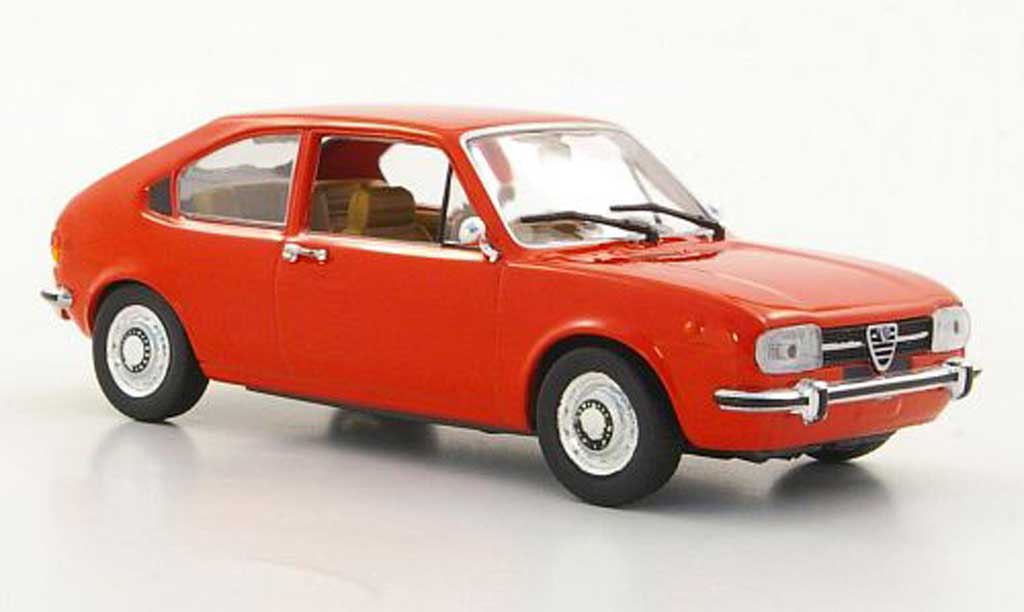 Alfa Romeo Alfasud 1/43 Minichamps rood oranje 1974 modelauto