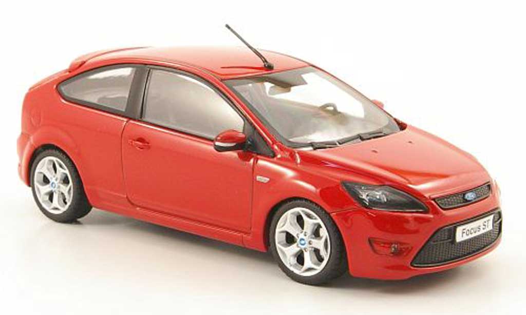 Ford Focus ST 1/43 Minichamps ST rood 2008 modelauto