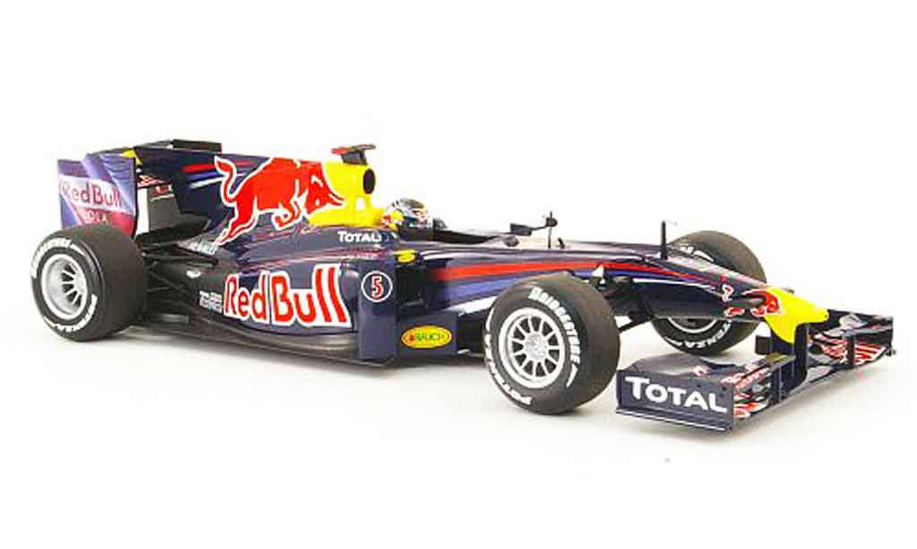 Renault F1 1/18 Minichamps red bull racing no.5 s.vettel showcar 2010 modelauto