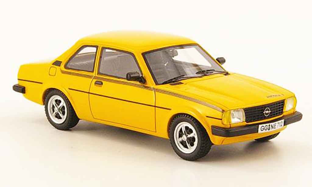Opel Ascona B 1/43 Neo B 2.0 j geel 1980 modelauto