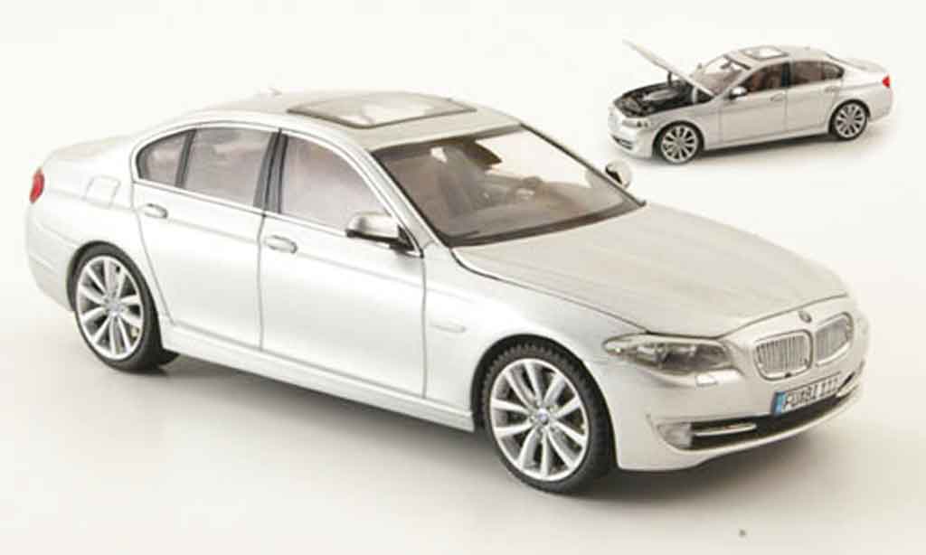 Bmw 523 F10 1/43 Schuco F10 i Sedan grijs metallic 2010 modelauto