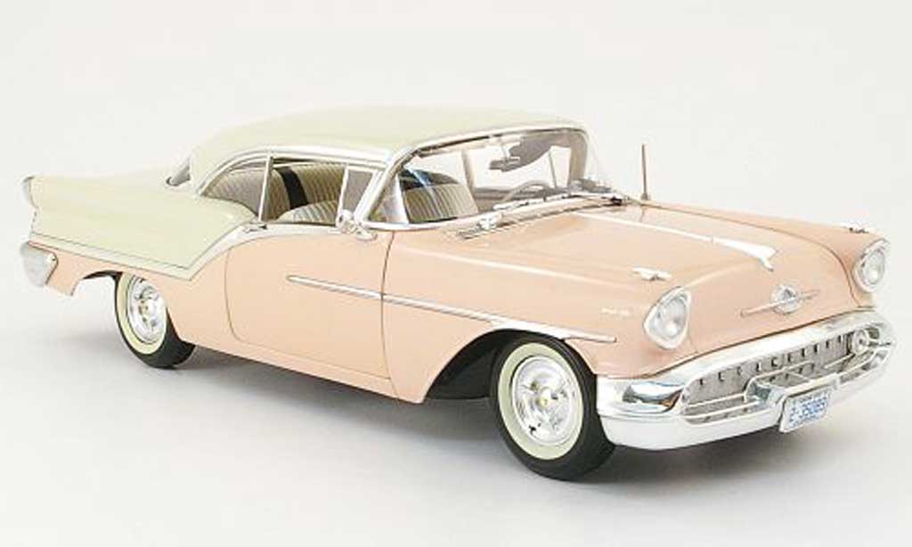 Oldsmobile Super 88 1/18 Highway 61 pink/beige 1957 modelauto