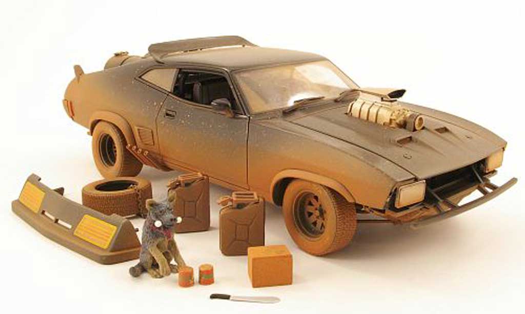 Mad Max ROAD WARRIOR INTERCEPTOR 1/18 Autoart MAD MAX falcon xb gt interceptor zwart/verdreckt 1973 mad max 2 ultimate edition modelauto