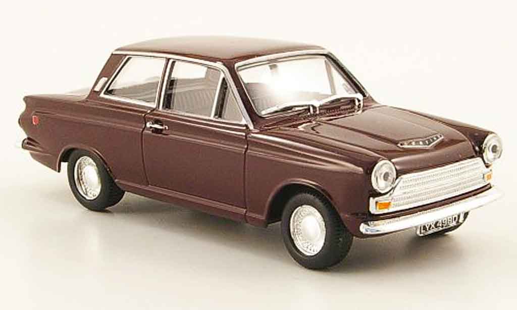 Ford Cortina 1/43 Cararama MkI GT rood modelauto