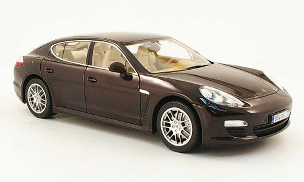 Porsche Panamera S 1/18 Norev s bruin 2009 modelauto