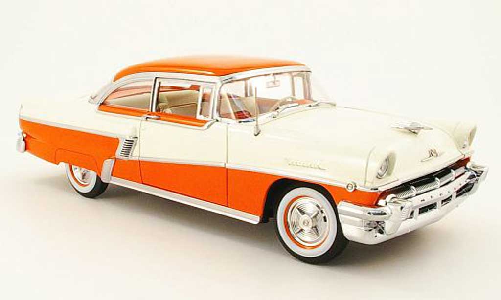 Mercury Montclair 1/18 Sun Star hard top cremewit/pink 1956 modelauto