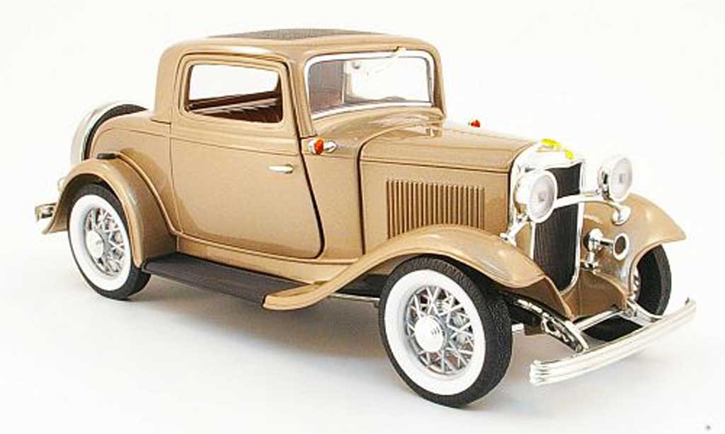 Ford 1932 1/18 Yat Ming 3 Window Coupe beige modelauto