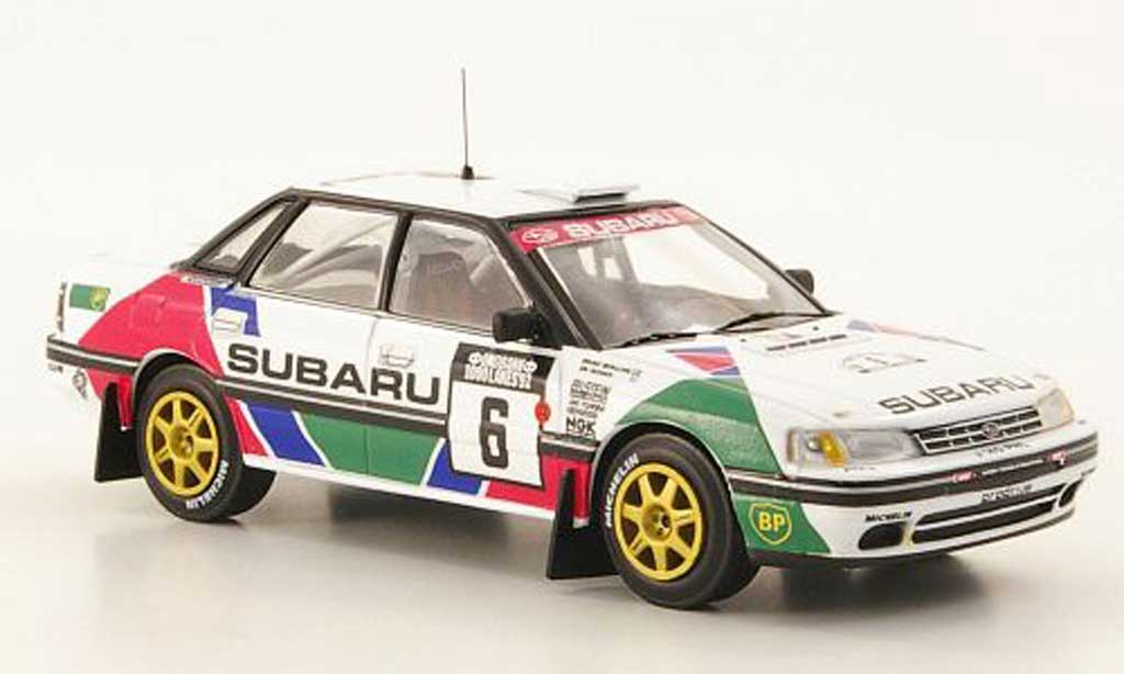 Subaru Legacy RS 1992 1/43 IXO RS 1992 No.6 Vatanen/Berglund Rally Finnland modelauto