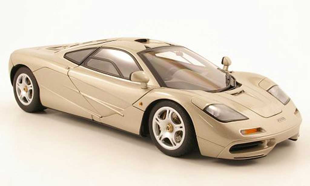 McLaren F1 1/18 Autoart beige 1994 modelauto