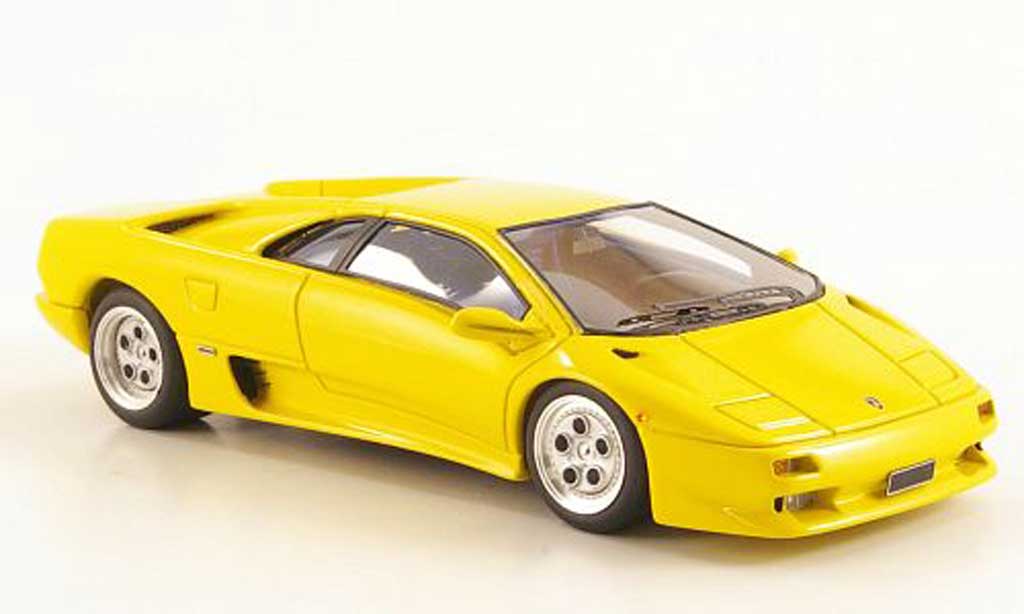 Lamborghini Diablo VT 1/43 Look Smart VT geel 1993 modelauto