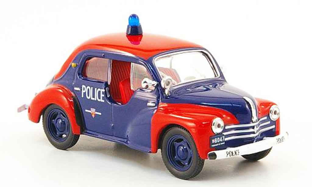 Renault 4CV 1/43 IXO politie de monaco modelauto
