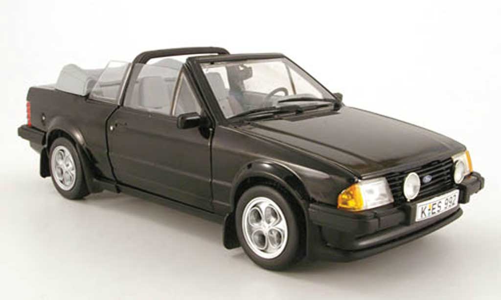 Ford Escort MK3 1/18 Sun Star MK3 xr3i cabriolet zwart 1983 modelauto