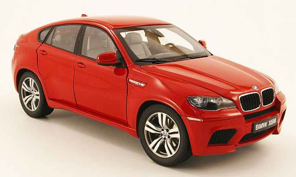 Bmw X6 E71 1/18 Kyosho E71 M rood modelauto