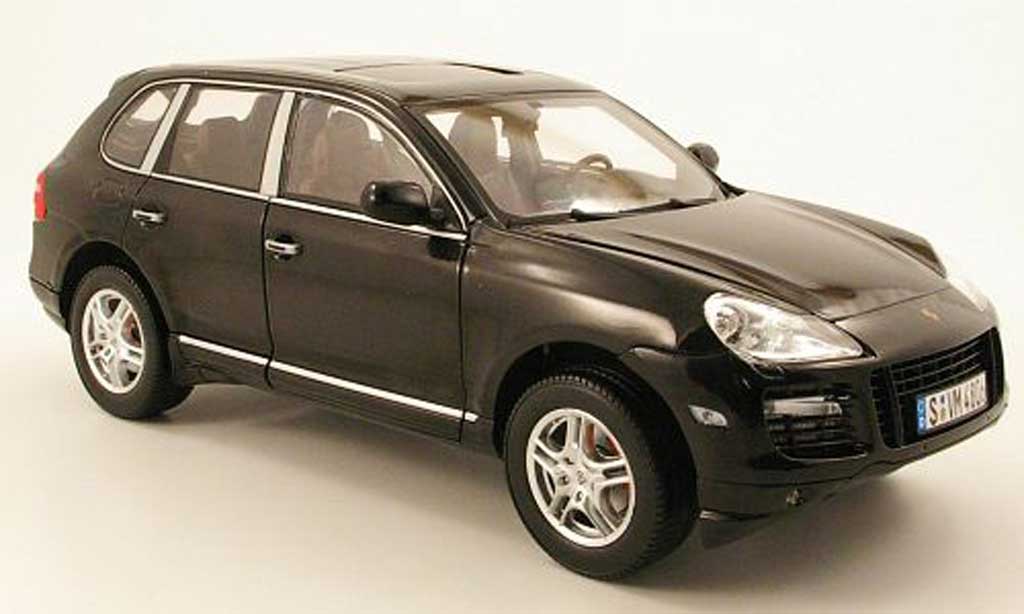Porsche Cayenne Turbo 1/18 Norev Turbo i zwart 2007-2010 modelauto