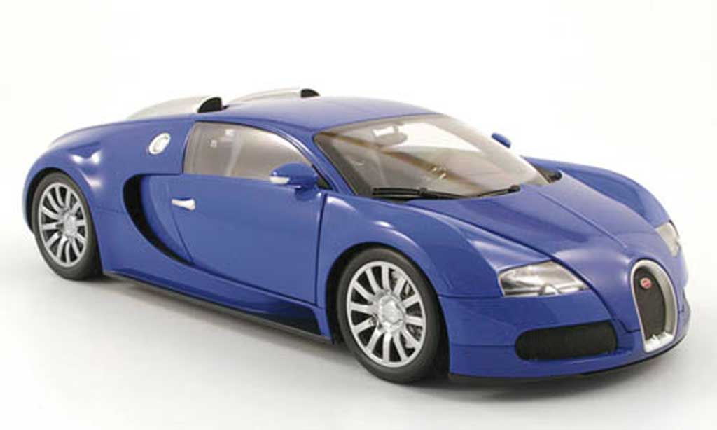 Bugatti Veyron 16.4 1/18 Minichamps 16.4 blauw 2010 modelauto