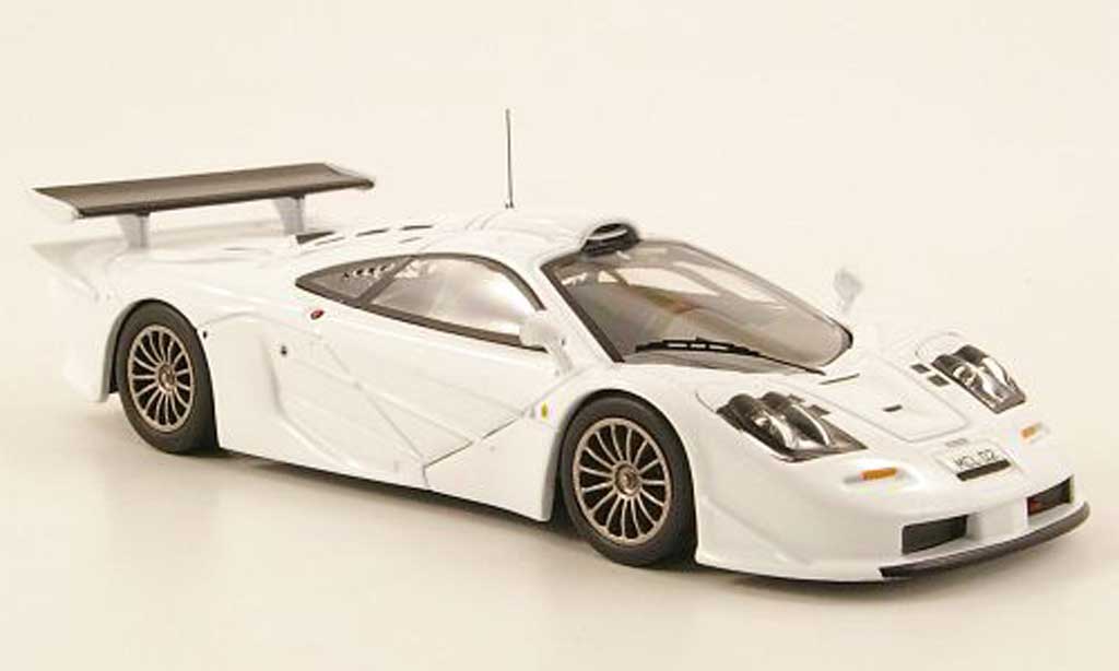 McLaren F1 1/43 IXO GTR Long Tail wit Homologationsmodell 1997 modelauto