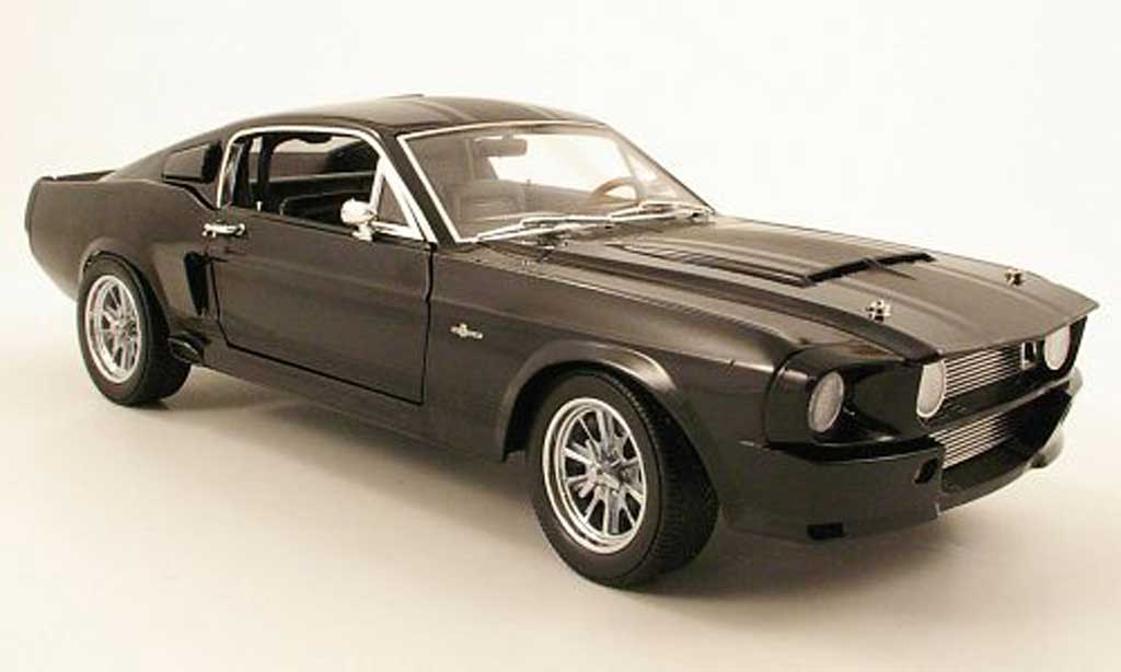 Shelby GT 500 1/18 Shelby Collectibles super snake zwartmattzwart 1967 modelauto