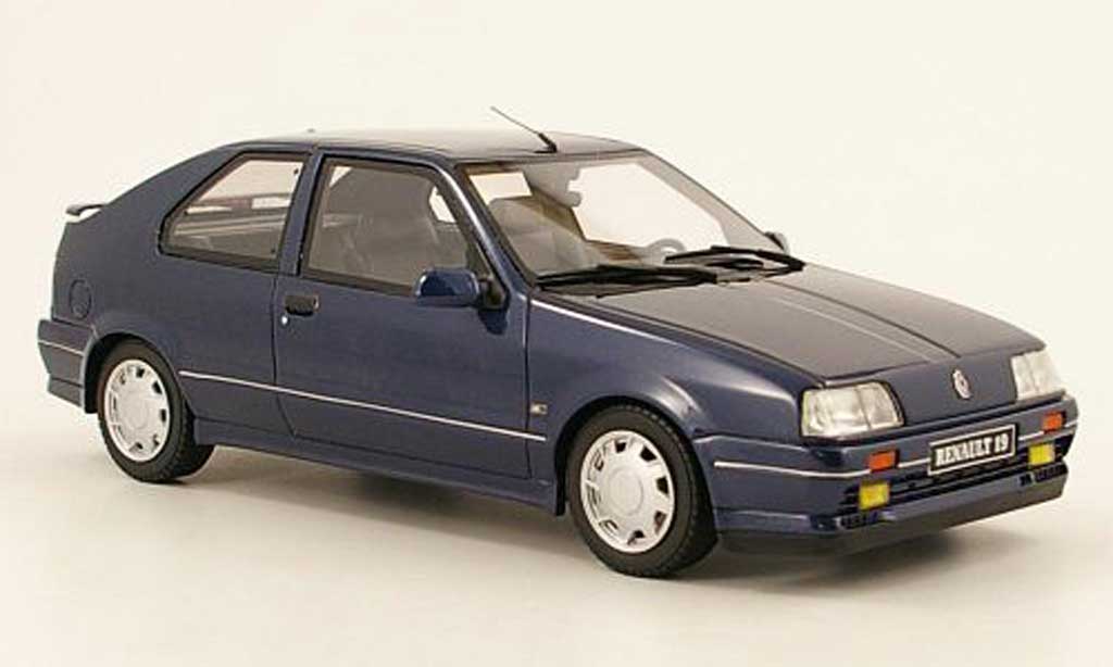 Renault 19 1/18 Ottomobile 16s phase 1 blauw modelauto